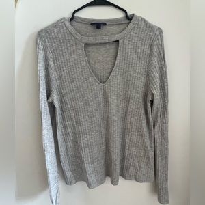 Aero ribbed grey keyhole sweater